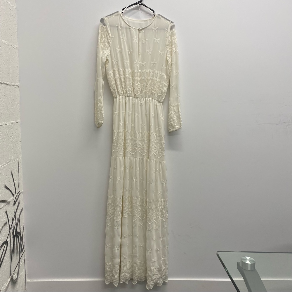 VINTAGE WEDDING/ SUMMER DRESS/ ENGAGEMENT MODEM LONG SLEEVE LACE / SIZS MEDIUM